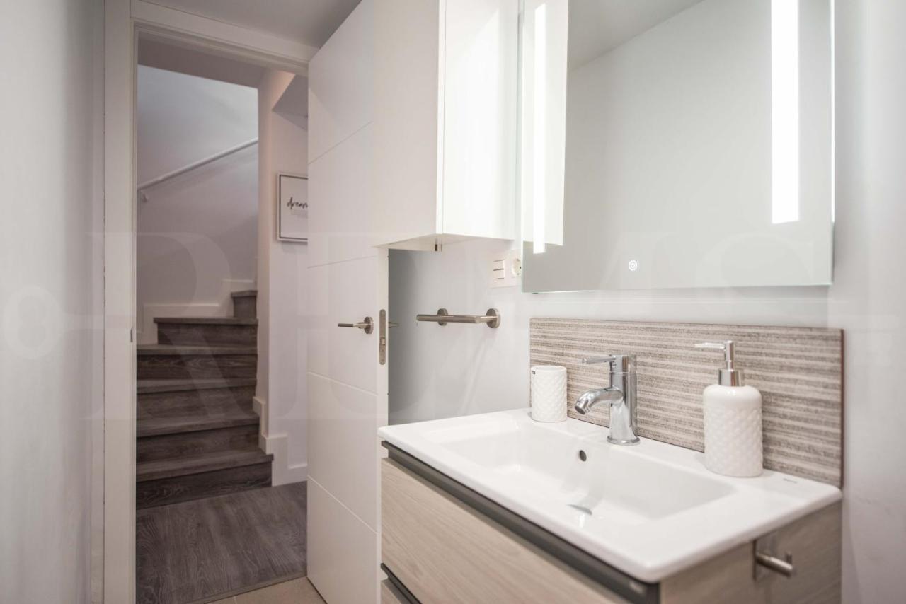 Modern Duplex With A Garden View - Center By Rems Apartamento *
